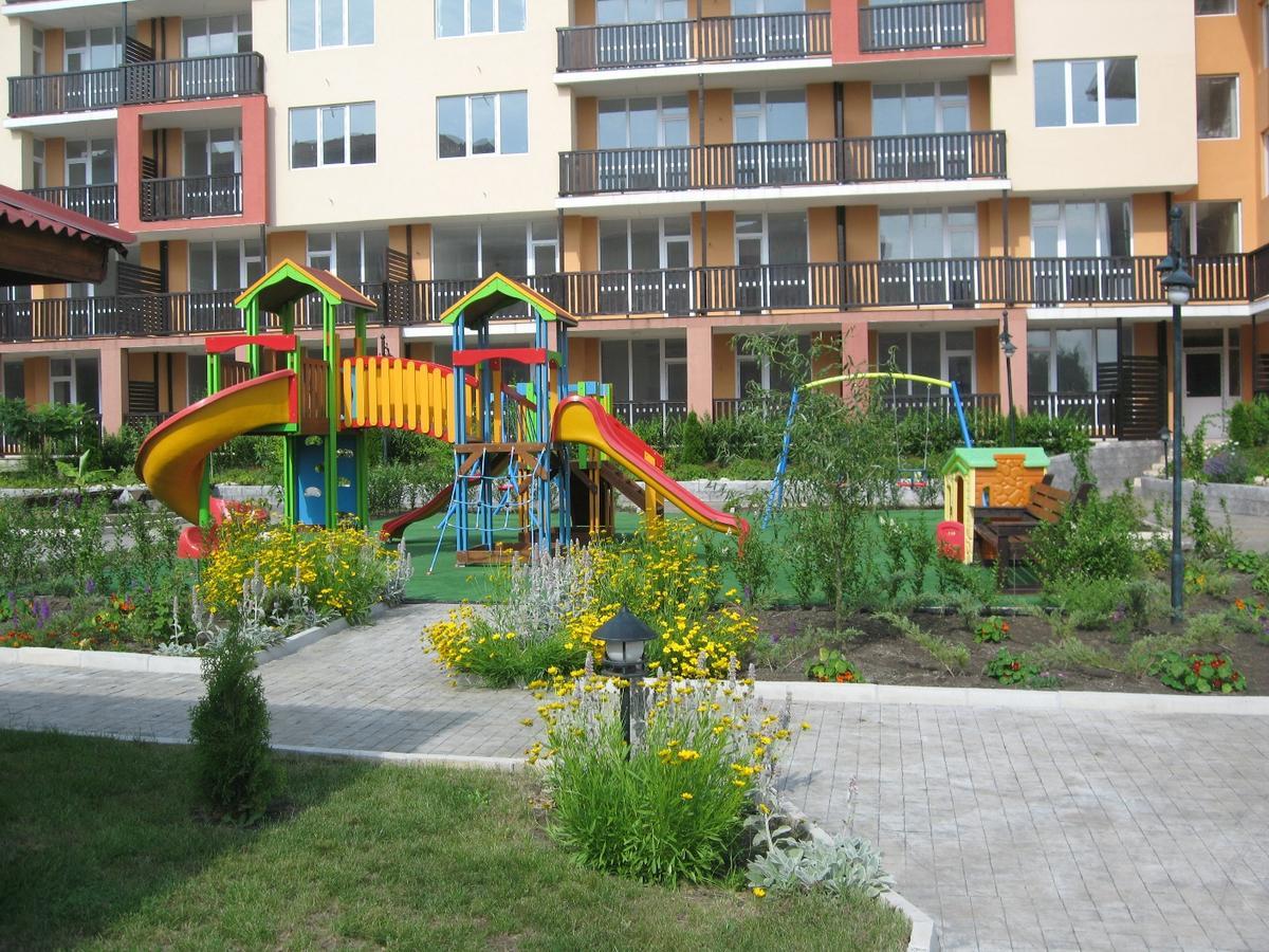 Apartcomplex Chateau 아헬로이 외부 사진
