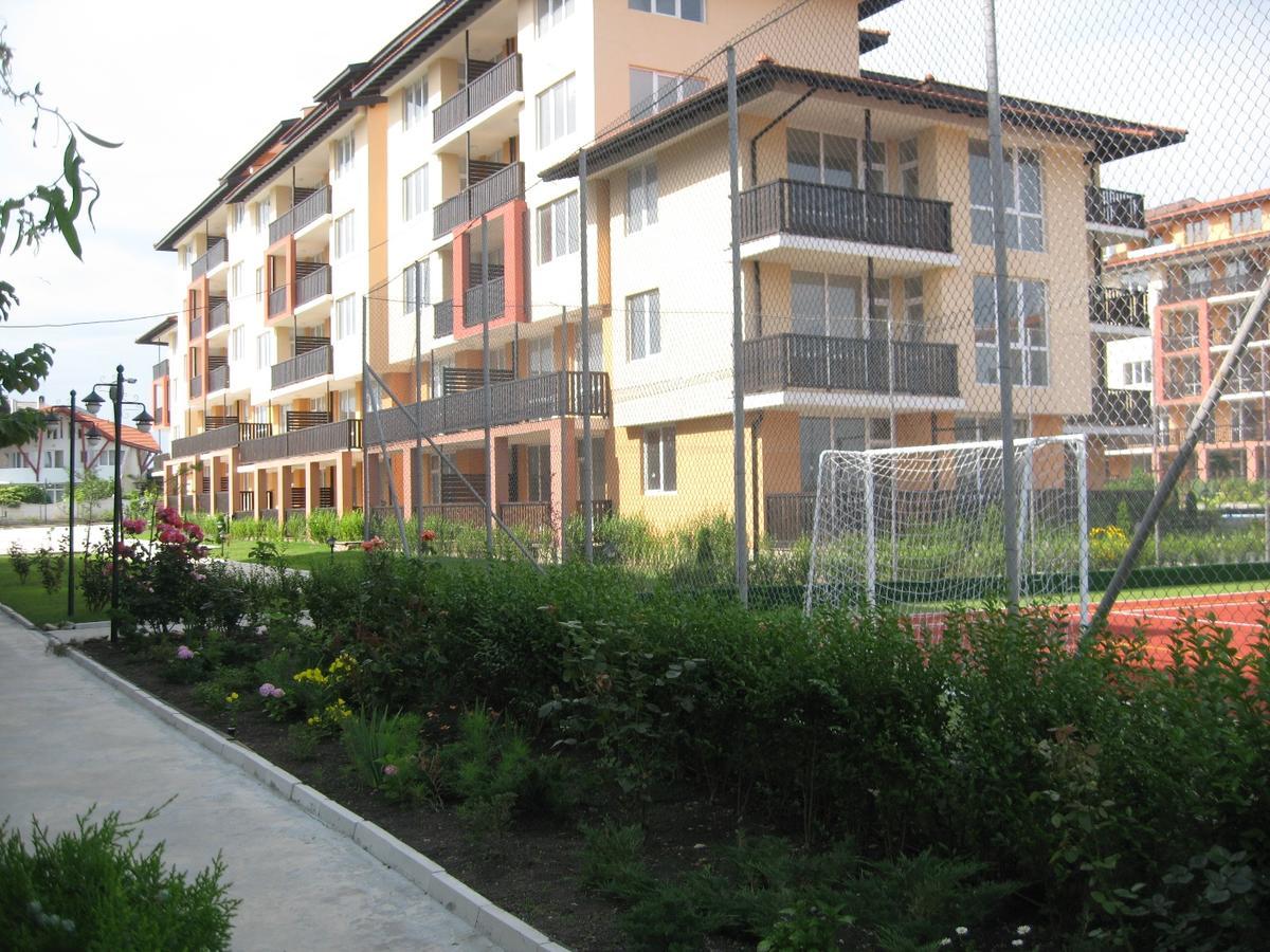 Apartcomplex Chateau 아헬로이 외부 사진