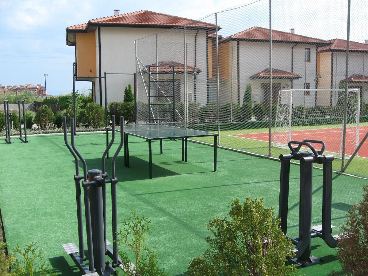 Apartcomplex Chateau 아헬로이 외부 사진